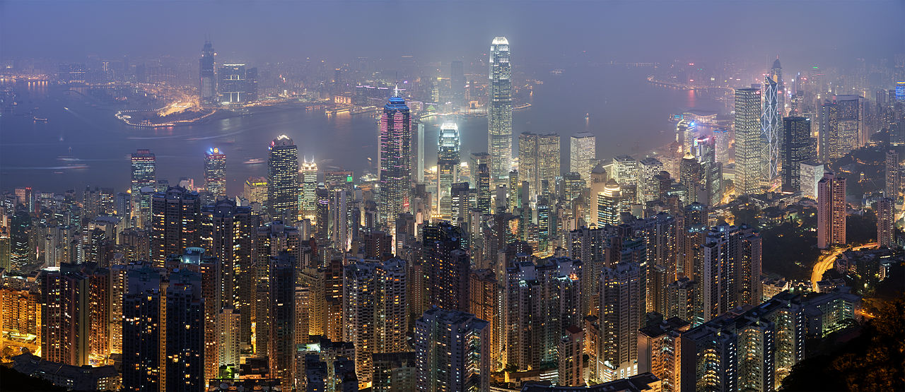 Hong_Kong_Skyline_Restitch_-_Dec_2007.jpg